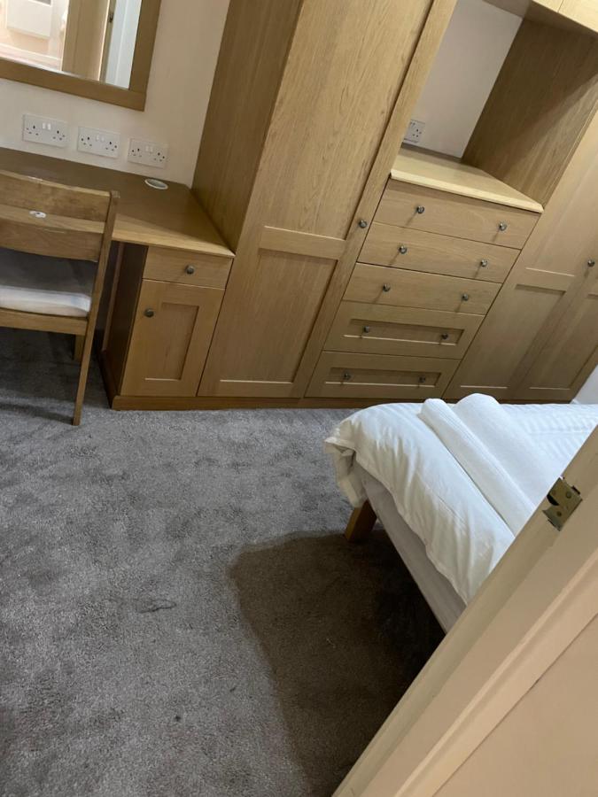 Bigkings 2 Bedroom Apt With Free Parking Beside Piccadilly In Central Mánchester Exterior foto